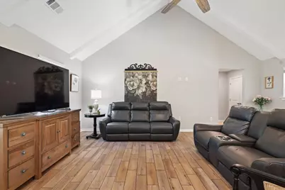 325 Short Street, Cedar Hill, TX 75104 - Photo 9