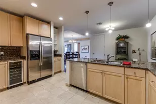 1505 Elm St, Dallas, TX 75201 - Photo 11