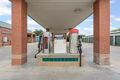1433 N Plaza Drive, Granbury, TX 76048 - Photo 25