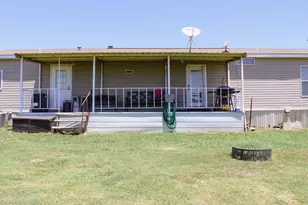 650 Lone Star Rd, Whitesboro, TX 76273 - Photo 17