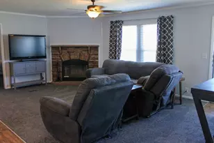 650 Lone Star Rd, Whitesboro, TX 76273 - Photo 3