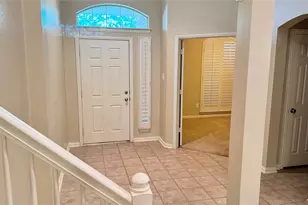 6705 Marie Weldon Ct, Arlington, TX 76001 - Photo 3