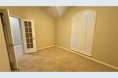 6705 Marie Weldon Court, Arlington, TX 76001 - Photo 23