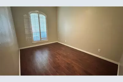 6705 Marie Weldon Court, Arlington, TX 76001 - Photo 21