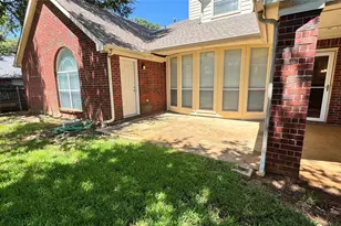 6705 Marie Weldon Ct, Arlington, TX 76001 - Photo 31