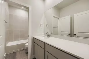 1021 Park Oak Ln, Crowley, TX 76036 - Photo 9