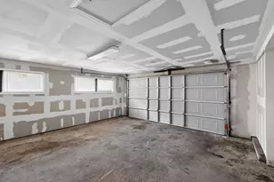 1441 Hawley Ln, Dallas, TX 75217 - Photo 33