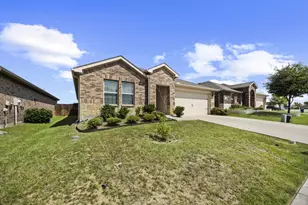 2302 Broken Bow Trl, Crandall, TX 75114 - Photo 1