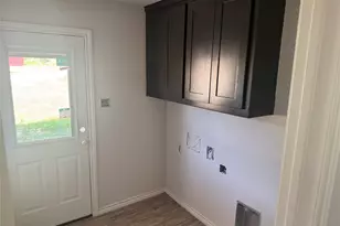 163 Agnes Cir, Springtown, TX 76082 - Photo 7