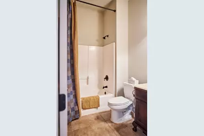 1004 Vintage Avenue, Gainesville, TX 76240 - Photo 31