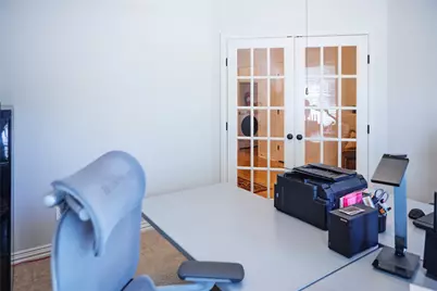 1004 Vintage Avenue, Gainesville, TX 76240 - Photo 5