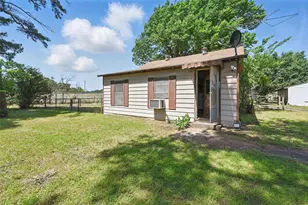 402 S Watson St, Alvarado, TX 76009 - Photo 1