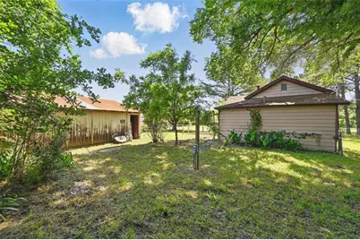 402 S Watson Street, Alvarado, TX 76009 - Photo 9