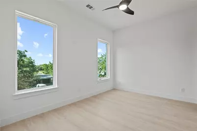 1823 Pollard Street, Dallas, TX 75208 - Photo 13