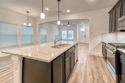 1401 Apricot Lane, Gainesville, TX 76240 - Photo 3