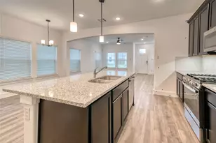 1401 Apricot Ln, Gainesville, TX 76240 - Photo 3