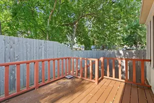 301 Village Cir, Waco, TX 76710 - Photo 29
