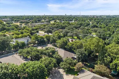 301 Village Circle, Waco, TX 76710 - Photo 33