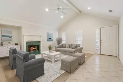 301 Village Circle, Waco, TX 76710 - Photo 3