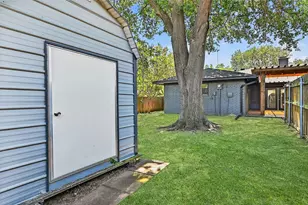 1817 Skyline Dr, Sherman, TX 75092 - Photo 35