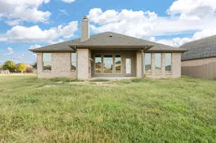 1707 Lakeway Dr, Cleburne, TX 76033 - Photo 25