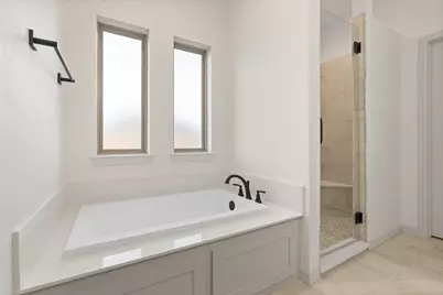 1707 Lakeway Drive, Cleburne, TX 76033 - Photo 21