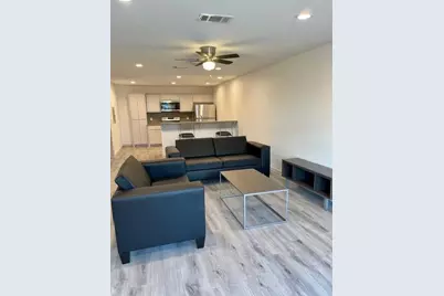 290 S McIlhaney Street #1102, Stephenville, TX 76401 - Photo 1