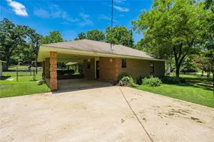 1000 Leaning Oak Dr, Tool, TX 75143 - Photo 7