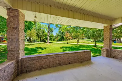 1000 Leaning Oak Drive, Tool, TX 75143 - Photo 5