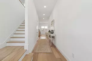 9356 Charlie Ln, Dallas, TX 75238 - Photo 13