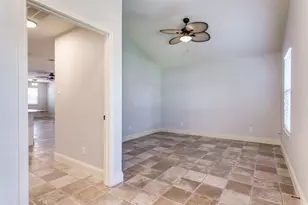 525 Estill St, Grapevine, TX 76051 - Photo 13