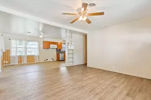 104 Crockett St, McGregor, TX 76657 - Photo 7