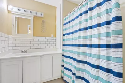 104 Crockett Street, McGregor, TX 76657 - Photo 17