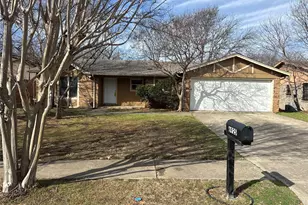 6925 Bennington Dr, Watauga, TX 76148 - Photo 1