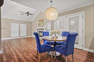 248 Lydia Cir, Irving, TX 75060 - Photo 7