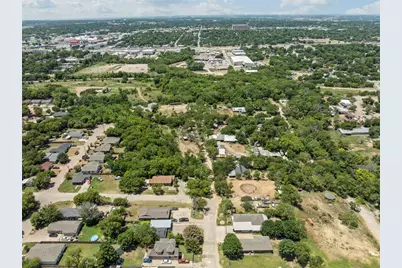 1152 Elva Warren Street, Fort Worth, TX 76115 - Photo 35