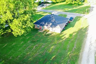 155 N Holley St, Blossom, TX 75416 - Photo 37