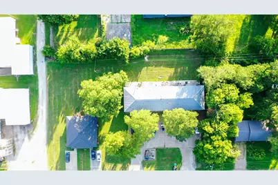 155 N Holley Street, Blossom, TX 75416 - Photo 27