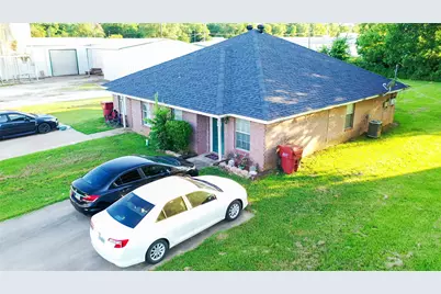 155 N Holley Street, Blossom, TX 75416 - Photo 9