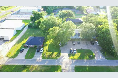 155 N Holley Street, Blossom, TX 75416 - Photo 33