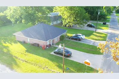 155 N Holley Street, Blossom, TX 75416 - Photo 25