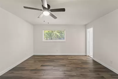 729 W Grenoble Drive, Grand Prairie, TX 75052 - Photo 21