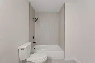 729 W Grenoble Dr, Grand Prairie, TX 75052 - Photo 25