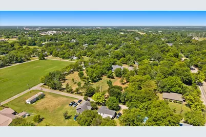 405 3rd Street, Commerce, TX 75428 - Photo 23