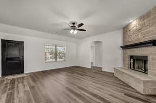 112 Sedona Crk Ct, Poolville, TX 76487 - Photo 5