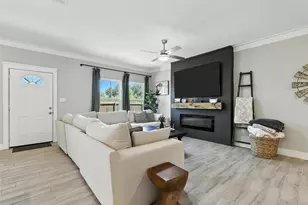 5708 Black Pine Cir, Granbury, TX 76048 - Photo 7