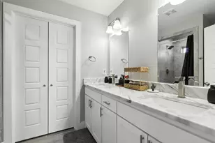 5708 Black Pine Cir, Granbury, TX 76048 - Photo 21