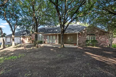 2021 Pebble Brook Circle, McGregor, TX 76657 - Photo 37