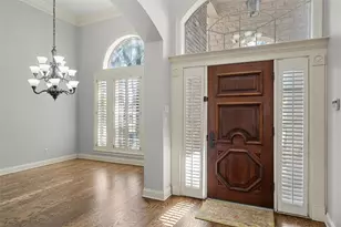 2021 Pebble Brook Cir, McGregor, TX 76657 - Photo 3