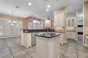 2021 Pebble Brook Cir, McGregor, TX 76657 - Photo 15